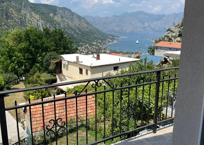 Apartment Perovic